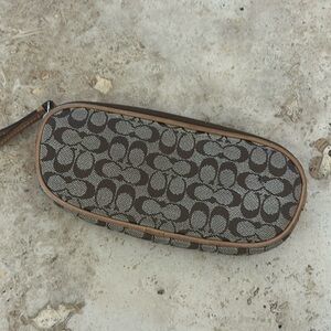 COACH GLASSES ZIP POUCH CASE